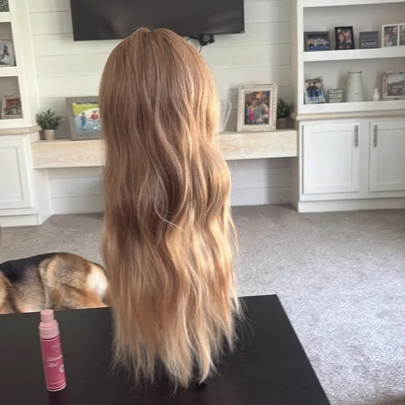 Chelsey Smith Crowns apricot standard size T-part wig - Picture 3 of 10